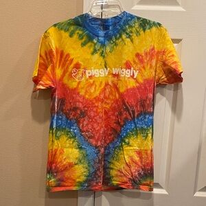 Piggy Wiggly tie-dye t-shirt